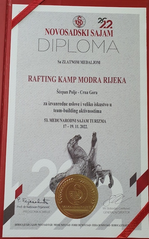 Team building Zlatna medalja na sajmu za Rafting kamp Modra Rijeka